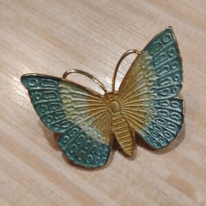 Source Unknown Vintage Teal and Gold Butterfly Brooch